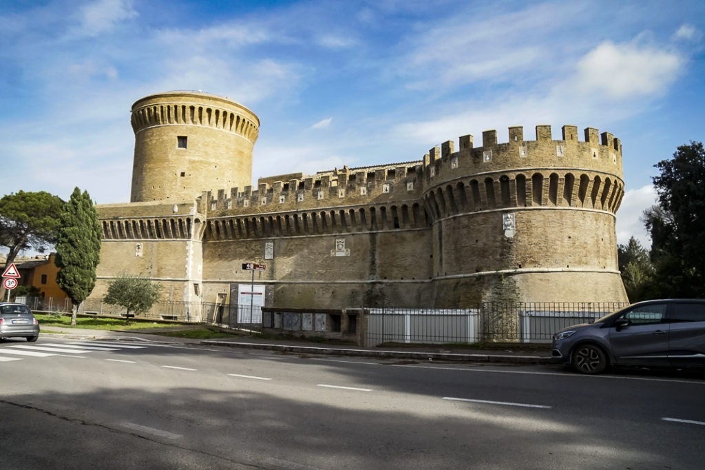 TraveLazio Ostia Antica Castello di Giulio II